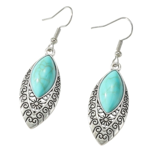 Set of 3 Boho Earrings. NWOT - Picture 3 of 4